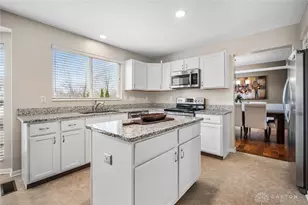 765 Beckley Farm Way, Springboro, OH 45066 - Photo 6