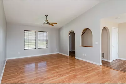 4303 Oakwind Drive, Columbus, OH 43207 - Photo 6