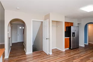 4303 Oakwind Dr, Columbus, OH 43207 - Photo 16