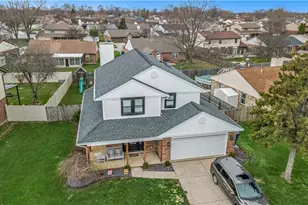 8871 Willowgate Ln, Huber Heights, OH 45424 - Photo 2