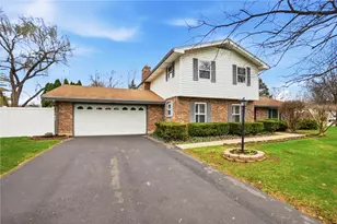 190 N Village Dr, Centerville, OH 45459 - Photo 8