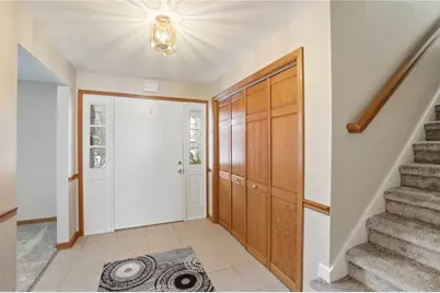 190 N Village Drive, Centerville, OH 45459 - Photo 10