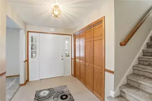 190 N Village Dr, Centerville, OH 45459 - Photo 10