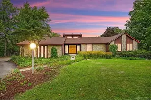 6725 Fishburg Rd, Huber Heights, OH 45424 - Photo 1