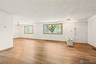 3594 Jonathon Dr, Beavercreek, OH 45434 - Photo 6