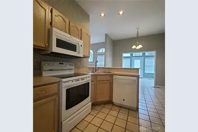 1364 Yankee Vineyards, Washington Twp, OH 45458 - Photo 10