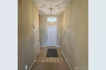 1364 Yankee Vineyards, Washington Twp, OH 45458 - Photo 4