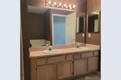 1364 Yankee Vineyards, Washington Twp, OH 45458 - Photo 26