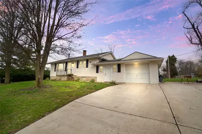 1305 Edwards Drive, Tipp City, OH 45371 - Photo 4