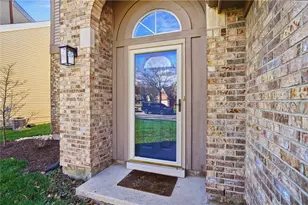 2280 Polo Park Dr, Miami Township, OH 45439 - Photo 4