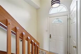 2280 Polo Park Dr, Miami Township, OH 45439 - Photo 6