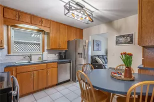 5943 Sharp Rd, Riverside, OH 45432 - Photo 6