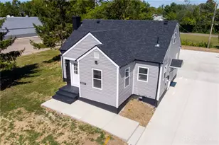 3801 Salem Ave, Dayton, OH 45406 - Photo 1