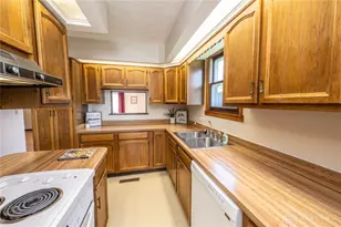 510 Ohio Ave, Troy, OH 45373 - Photo 8