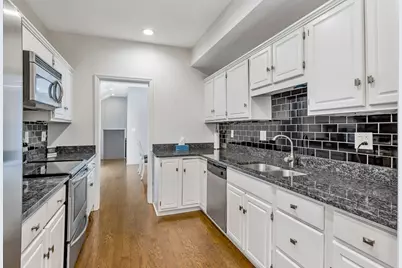 1015 Rubicon Road, Dayton, OH 45409 - Photo 8