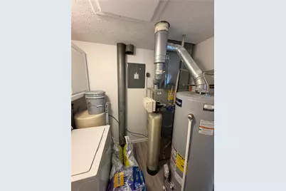 5906 Troy Villa Boulevard, Huber Heights, OH 45424 - Photo 14