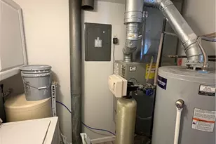 5906 Troy Villa Blvd, Huber Heights, OH 45424 - Photo 14