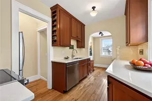 305 Orchard Dr, Oakwood, OH 45419 - Photo 10