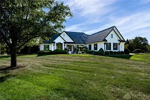 701 Grand Wood Ct, Clearcreek Twp, OH 45066 - Photo 4