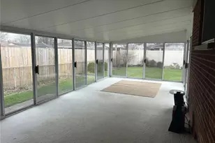 1912 Echo Wood Ct, Kettering, OH 45429 - Photo 20