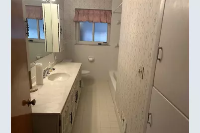 1912 Echo Wood Court, Kettering, OH 45429 - Photo 6