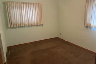 1912 Echo Wood Ct, Kettering, OH 45429 - Photo 8