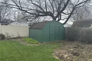 1912 Echo Wood Ct, Kettering, OH 45429 - Photo 22