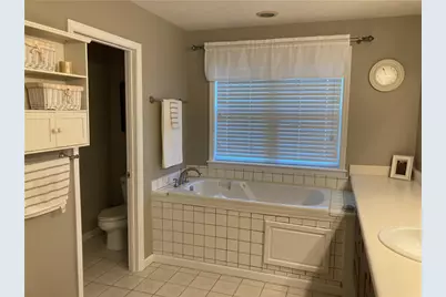 2882 Red Oak Circle, Troy, OH 45373 - Photo 14