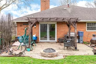 321 Grantham Dr, Englewood, OH 45322 - Photo 36