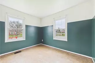 101 Sharp Ln, Greenville, OH 45331 - Photo 8