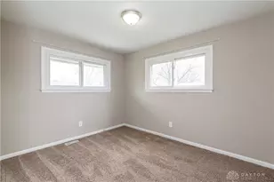 3801 Valleywood Dr, Kettering, OH 45429 - Photo 16