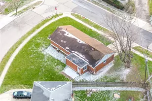 3801 Valleywood Dr, Kettering, OH 45429 - Photo 48