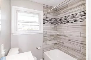 3801 Valleywood Dr, Kettering, OH 45429 - Photo 22