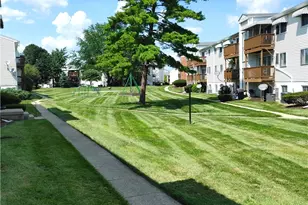 2225 Coach Dr, Kettering, OH 45440 - Photo 16