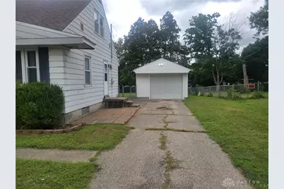 4060 Halworth Road, Dayton, OH 45405 - Photo 2