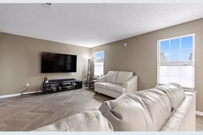 2230 Blazing Star Drive, Tipp City, OH 45371 - Photo 10