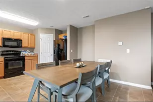 2230 Blazing Star Dr, Tipp City, OH 45371 - Photo 12