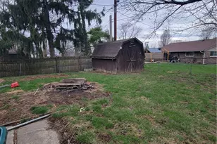 7431 Troy Manor Rd, Huber Heights, OH 45424 - Photo 20