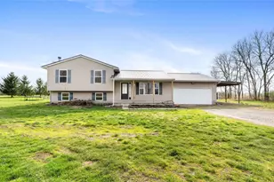 3363 Powers Rd, Jefferson Twp, OH 45335 - Photo 2