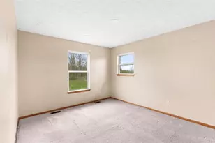 3363 Powers Rd, Jefferson Twp, OH 45335 - Photo 16
