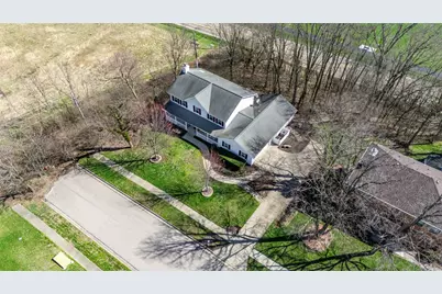 1514 View Point Drive, Beavercreek, OH 45434 - Photo 4