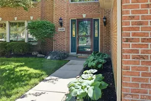 1430 Clear Springs Ct, Centerville, OH 45458 - Photo 2
