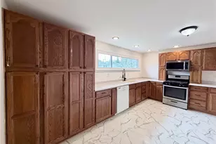 856 Eichelberger Dr, Urbana, OH 43078 - Photo 8