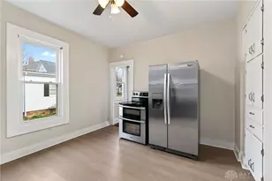 585 N Spring St, Wilmington, OH 45177 - Photo 8