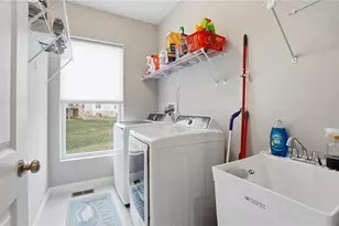 685 Dewmar Dr, Beavercreek Twp, OH 45434 - Photo 48