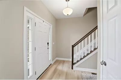 685 Dewmar Drive, Beavercreek, OH 45434 - Photo 6