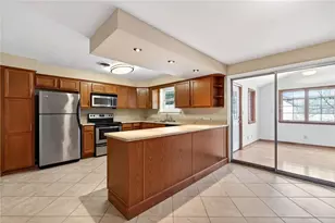 4359 Sunnydale Pl, Kettering, OH 45429 - Photo 10