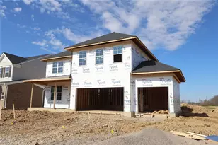 9225 Bottega Dr, Washington Twp, OH 45458 - Photo 2