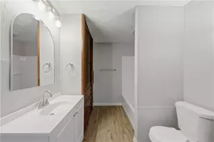 2225 Rosemont Blvd, Dayton, OH 45420 - Photo 32