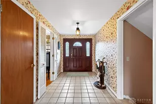 1547 Ambridge Rd, Centerville, OH 45459 - Photo 4